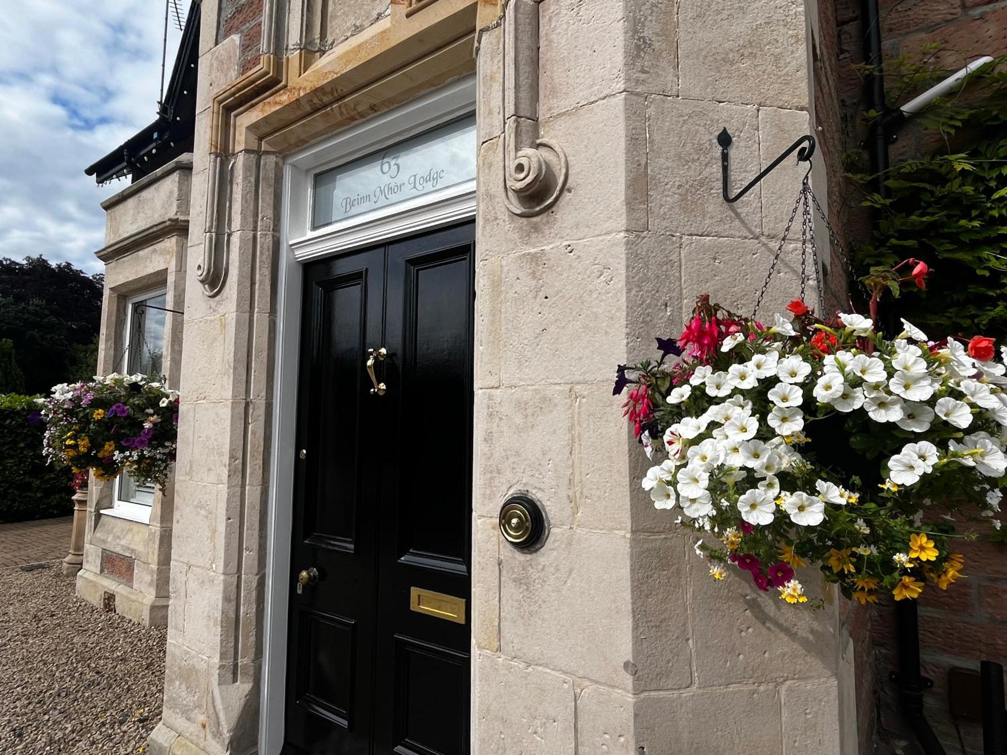 Beinn Mhor Lodge, 63 Culduthel Road — Photos 1
